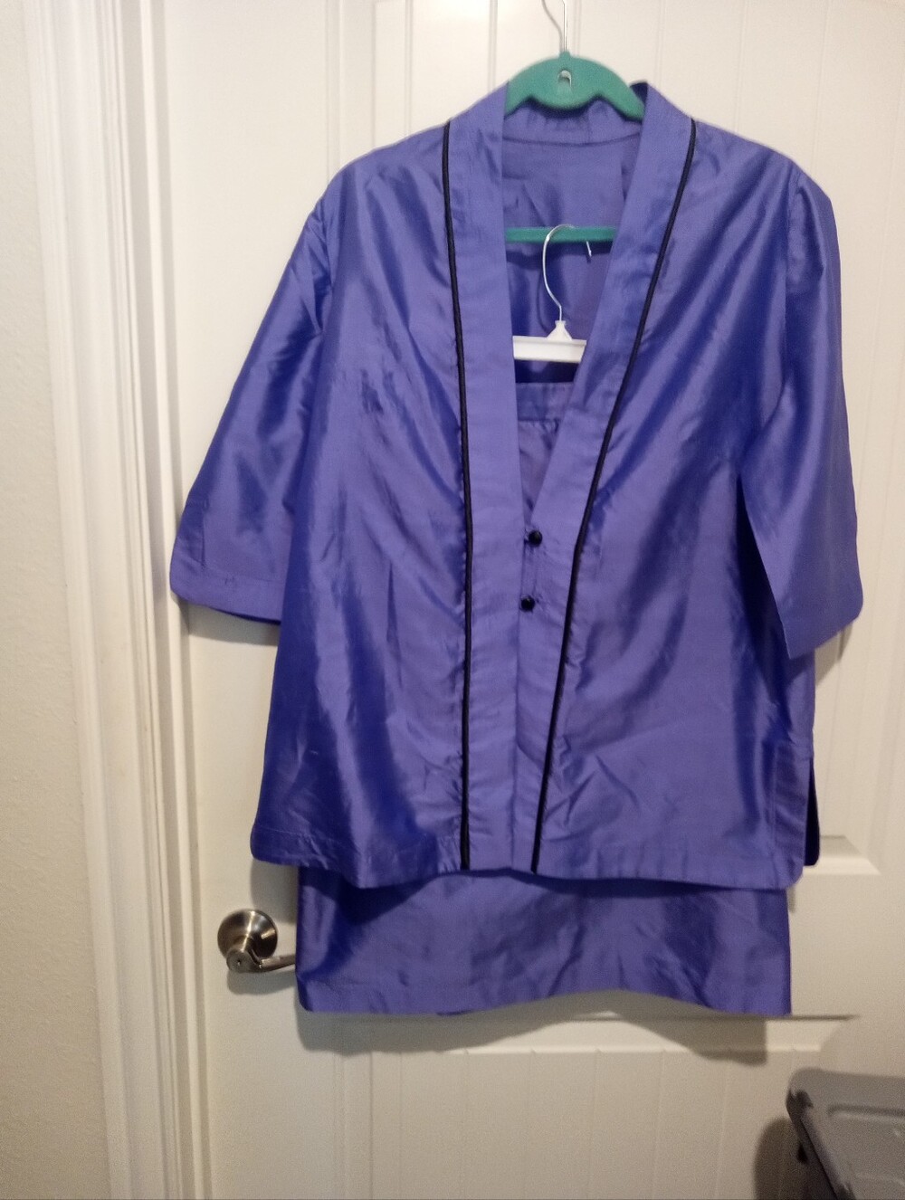 VINTAGE Sz M-L Purple Matching Jacket & Pencil Skirt. Purple